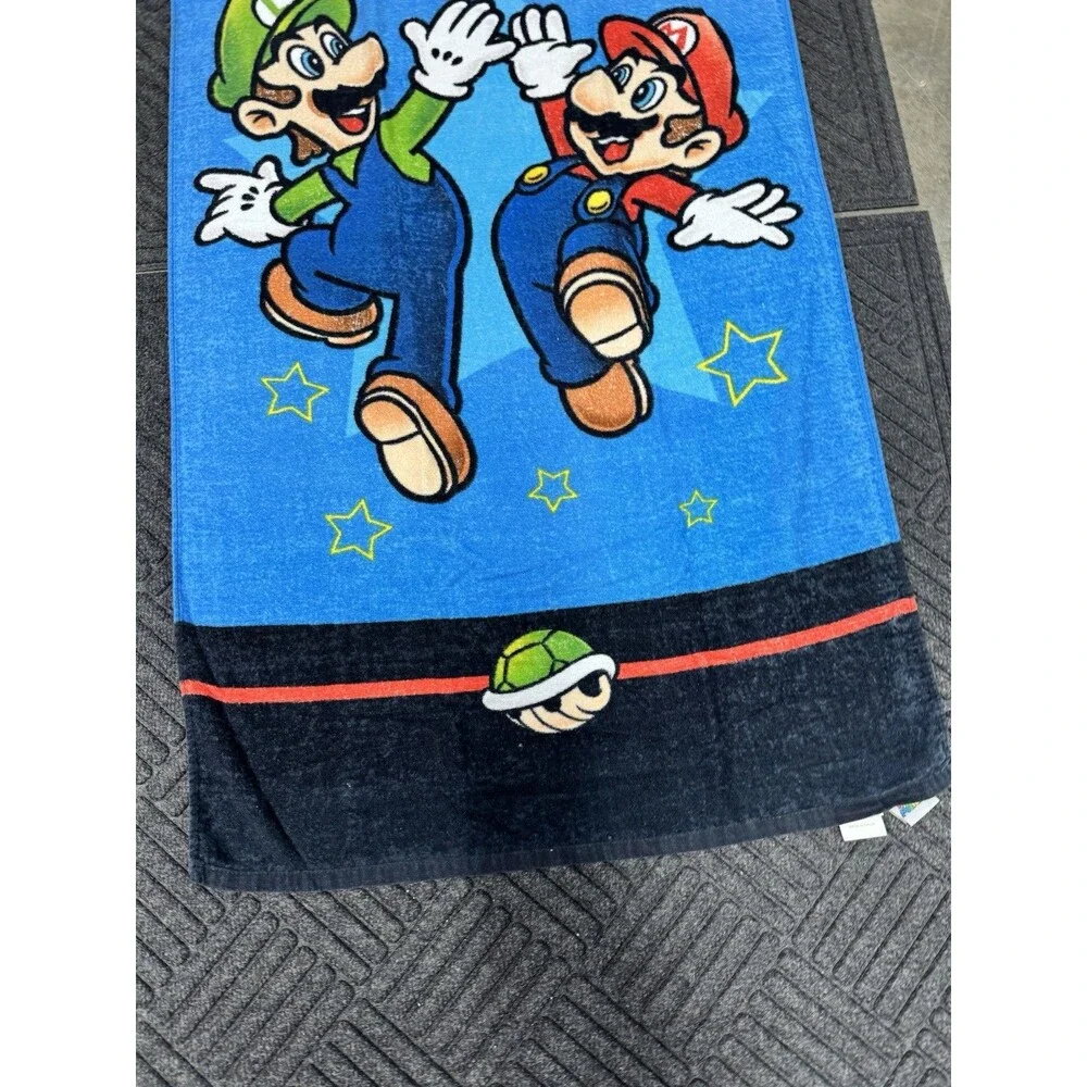 Super Mario Bros Beach Towel Bright Colors 2012 Nintendo